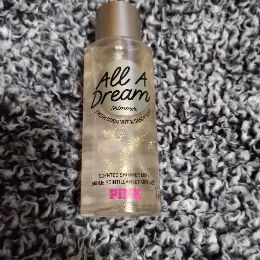 Victoria Secret shimmer spray